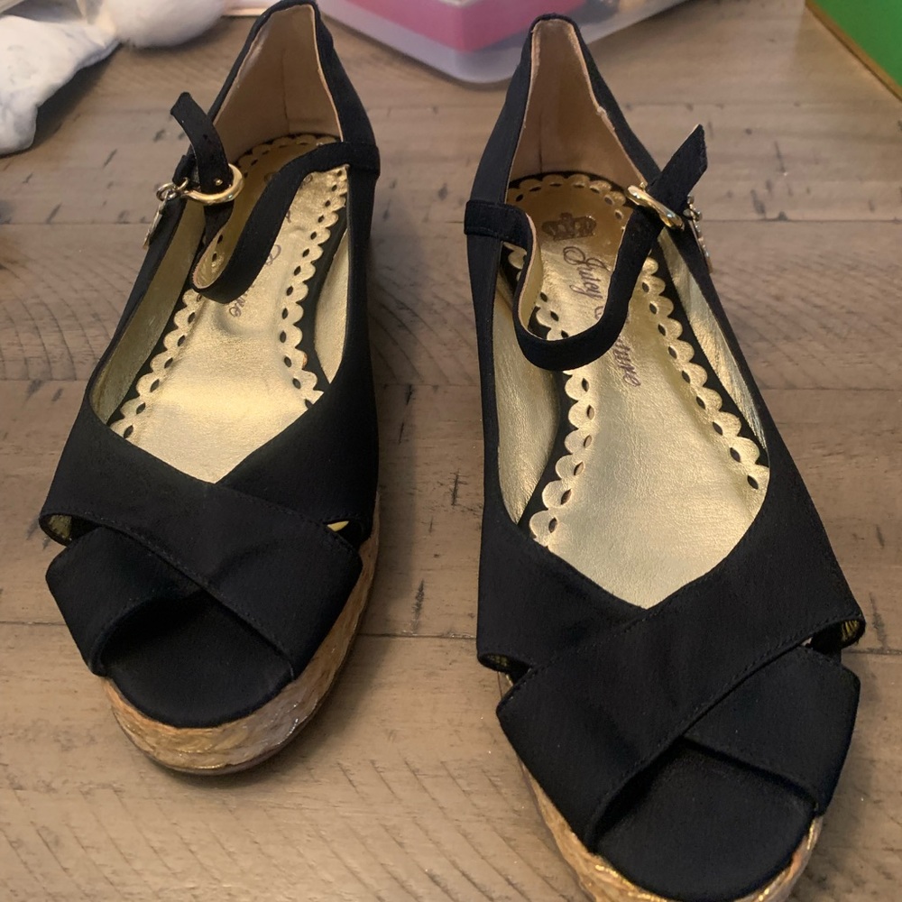 Juicy Couture Sandals